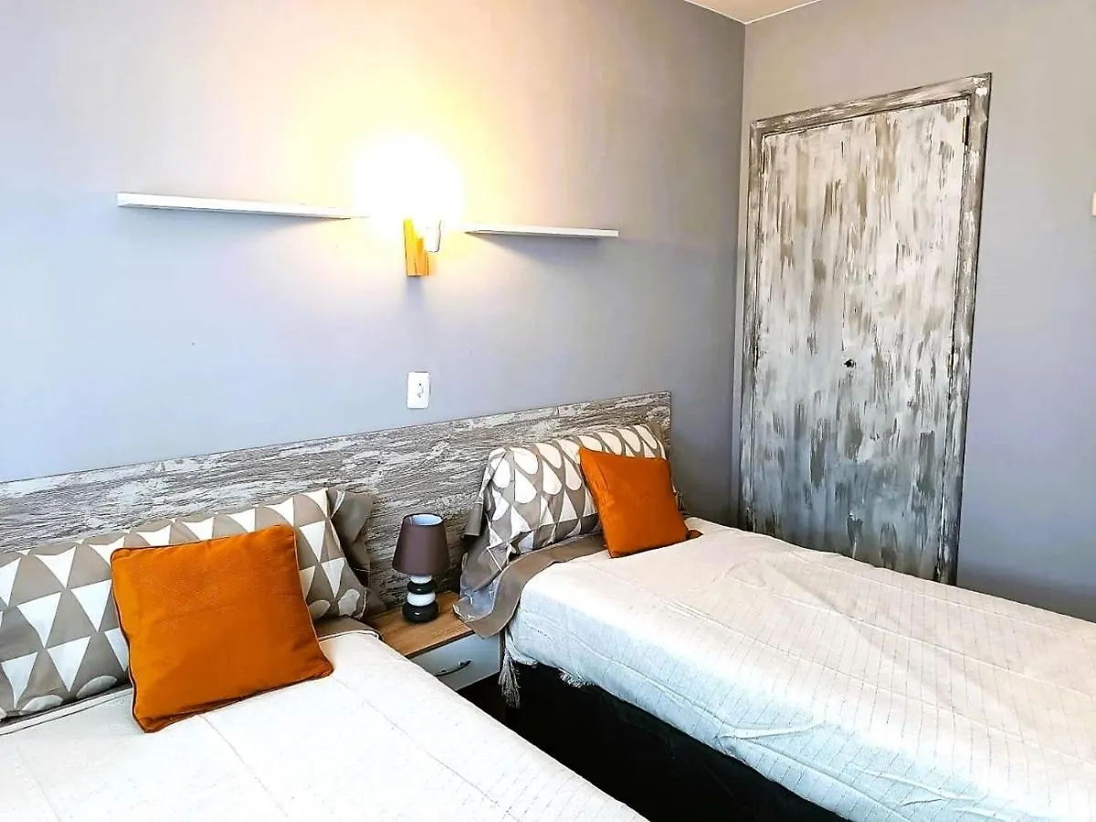 Villa Service - Torre Barot 5º كالافيل شقة