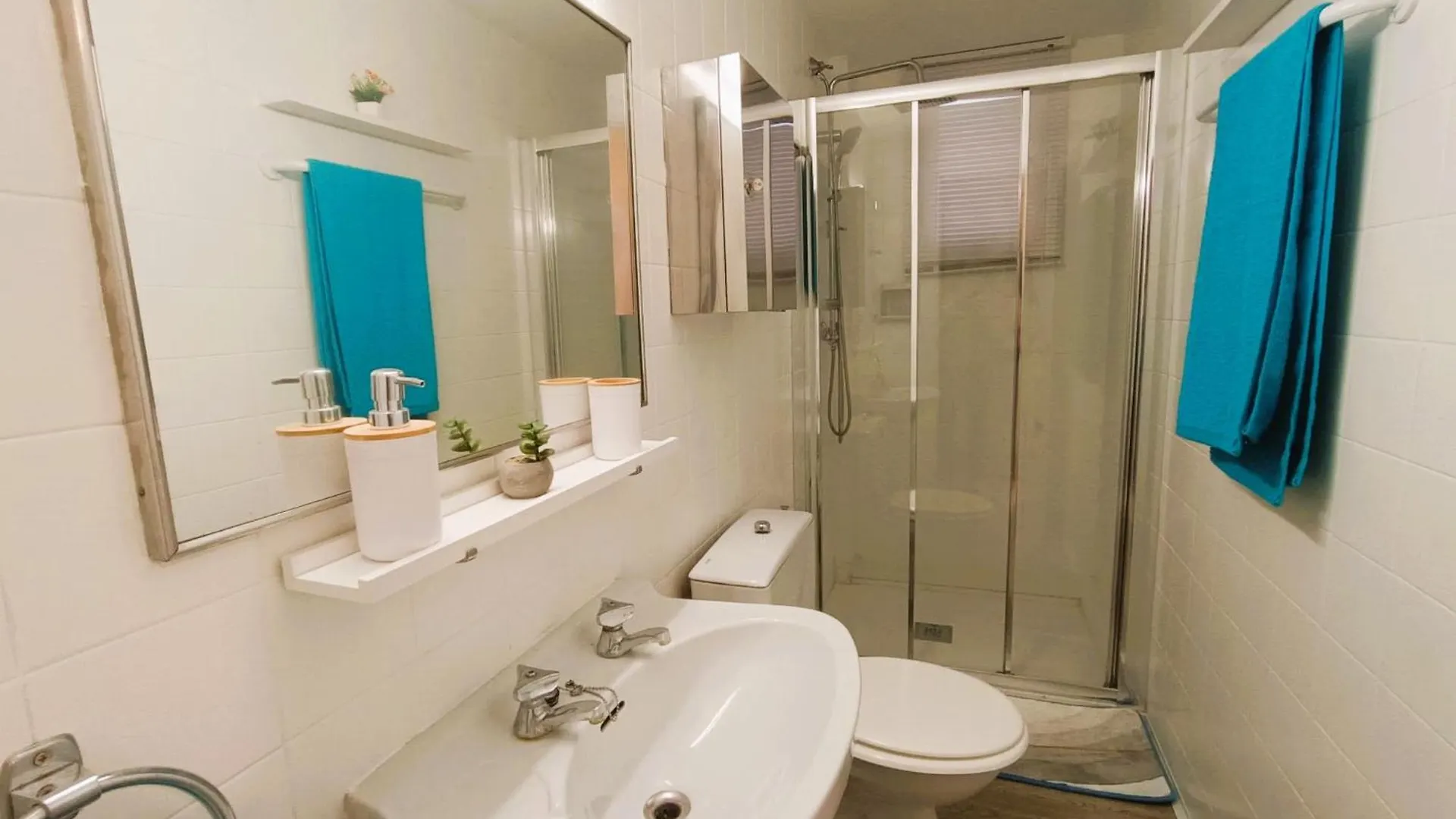 Villa Service - Torre Barot 5º كالافيل شقة
