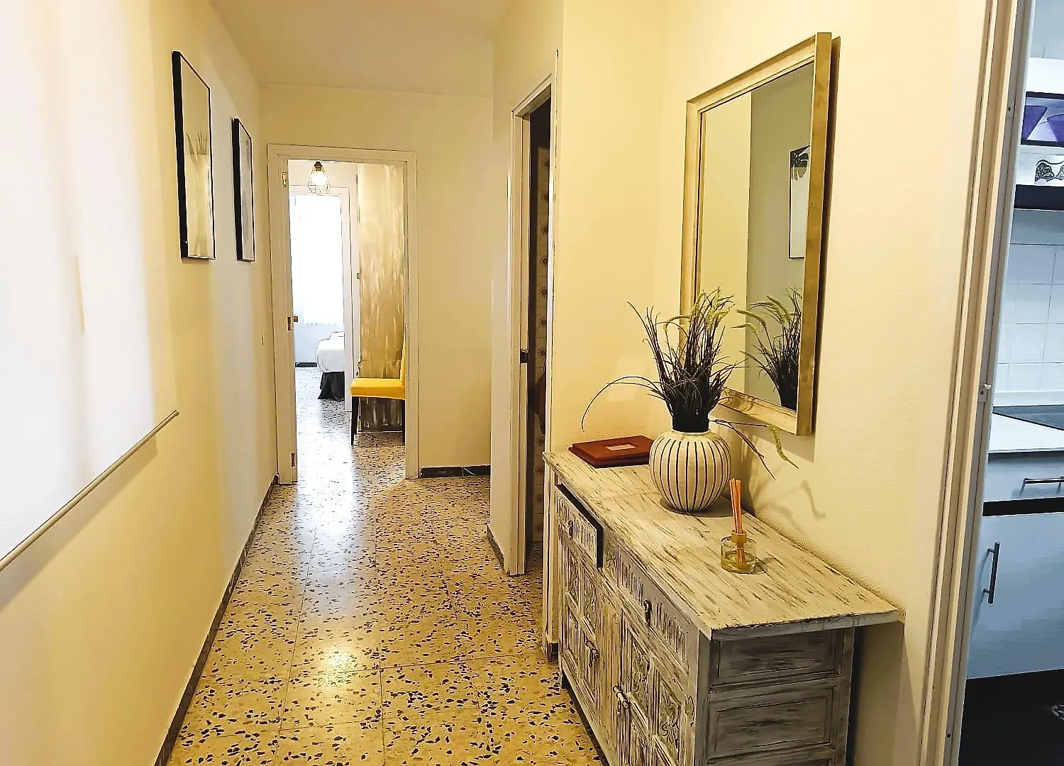 شقة Villa Service - Torre Barot 5º كالافيل إسبانيا