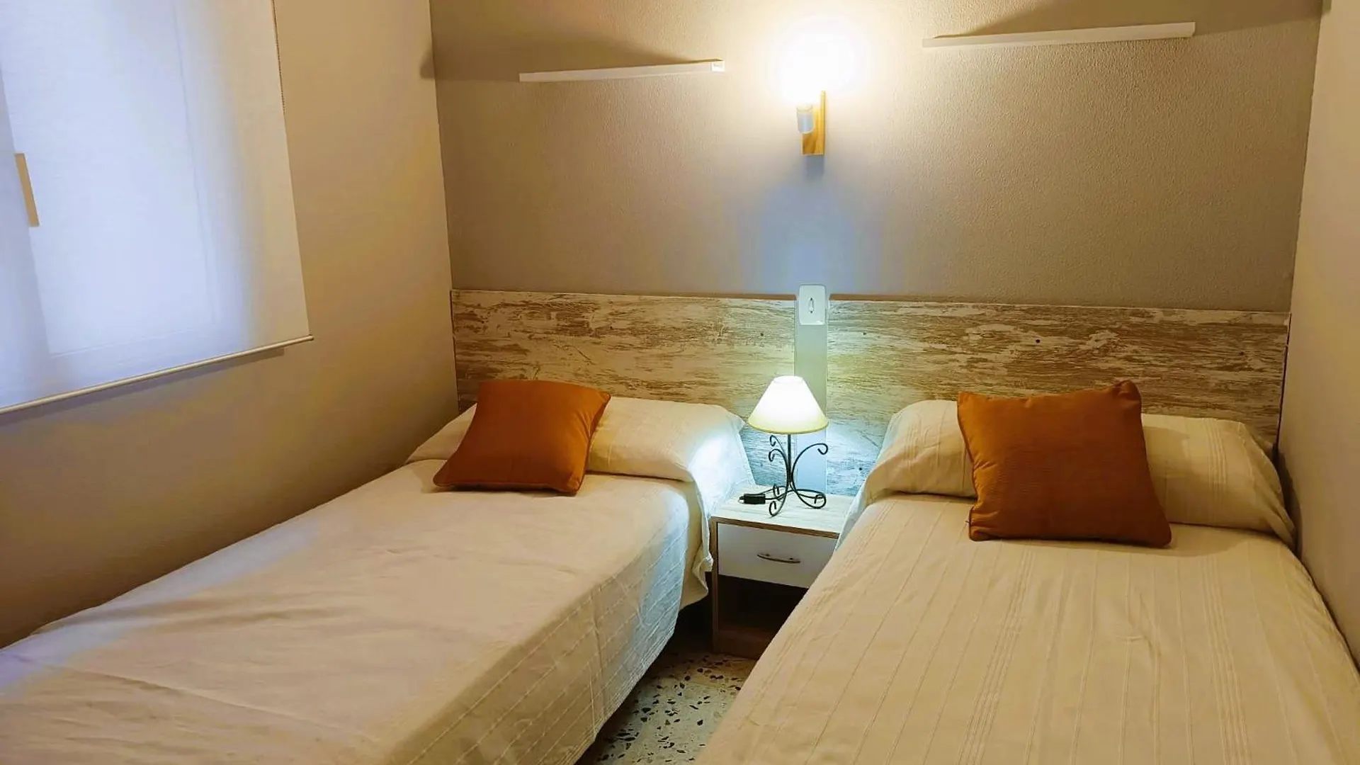 Villa Service - Torre Barot 5º كالافيل شقة